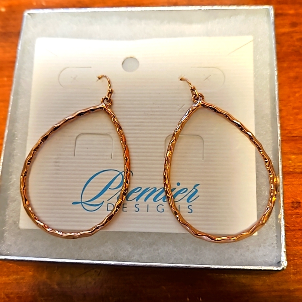 Premier Designs Earrings